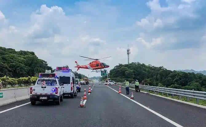 延平区高速公路汽车救援案例