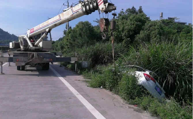 延平区重载吊车救援 延平区重载吊车救援